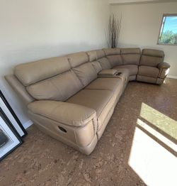 Recliner Sectional