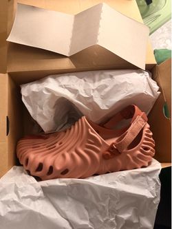 Salehe Bembury x Pollex Crocs