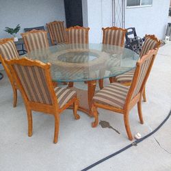 Table W 8 Chairs