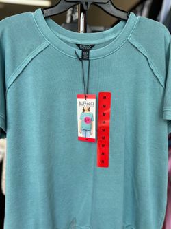Ladies Buffalo short sleeve shirt