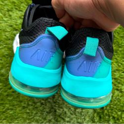 NIKE AIR SHOES WOMENS