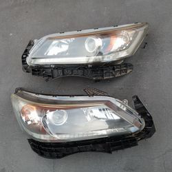 2013 -2015 Honda Accord Sedan Headlights With Light Bulbs And Headlights Brackets Oem. 