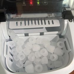 Countertop Icemaker