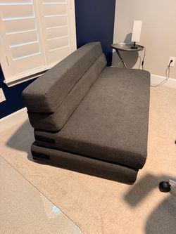 Fold out futon/bed
