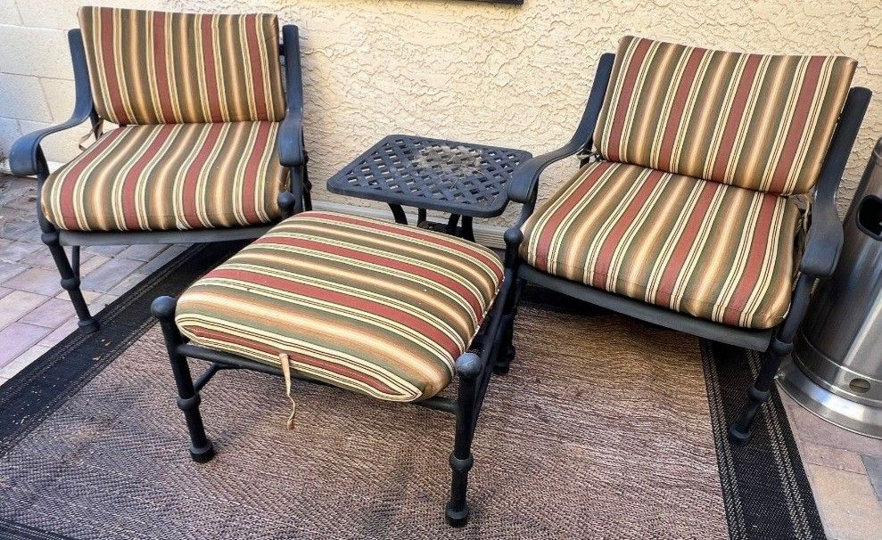 $350 BEAUTIFUL PATIO SET 2 BIG CHAIRS AND FOOTSTOOL AND Table Cushions Are Free If You Want Them WITH The Purchase