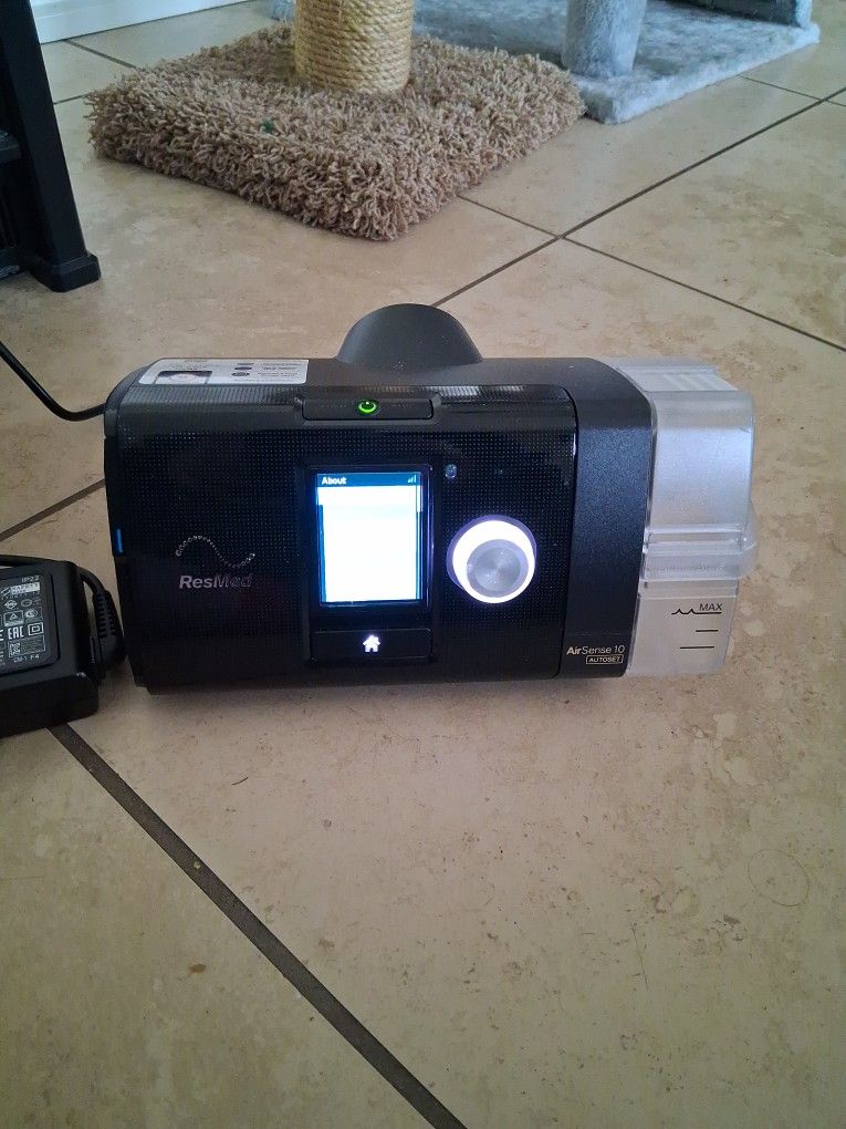 Resmed Airsencs 10 Like New
