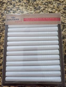 Dockers  13-Piece Handkerchief Set With Wood Valet 