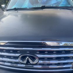 2005 Infiniti Qx56
