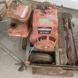 Briggs & Stratton Front Reel Mower