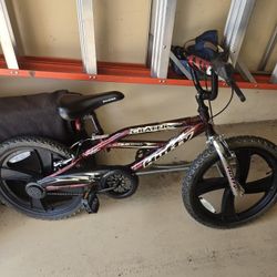 Huffy Crater BMX Series