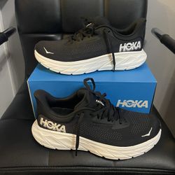 Hoka Arahi 7/ Size 8.5 Women’s $95