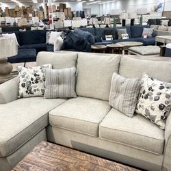 New 92” Sofa Chaise  🔥🔥 HOT BUY