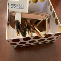 Michael Kors Reversible Womens Leather Waist Belt. (Size Small) “New Condition” $30 Firm On Price