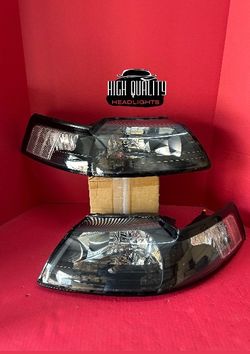 Ford Mustang 1999. 2004 headlights.
