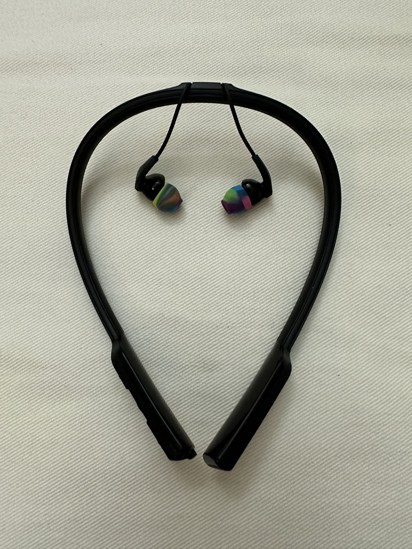 Pre-owned SkullCandy Method Wireless Sport earphnes
