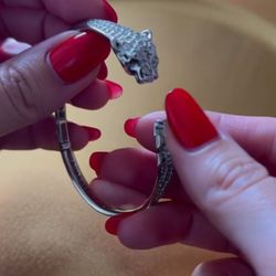 Stainless Steel Bracelet With Rhinestones