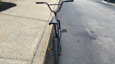 Mongoose Red & Black BMX Bike – 20-Inch Wheels🔥🔥🔥