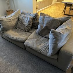 DISCOUNT TODAY!! Gray Modular "Dream" Couch – Bob’s Furniture