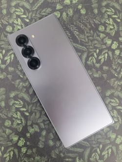 Galaxy Z Fold 6 7.6" (T-Mobile) 256GB Silver Shadow Premium - 6 month warranty included!