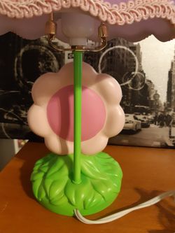 Dora the Explorer 17” 3D flower Desk Lamp & Nightlight Purple Works READ

 Thumbnail