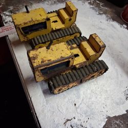 2 Metal Toys