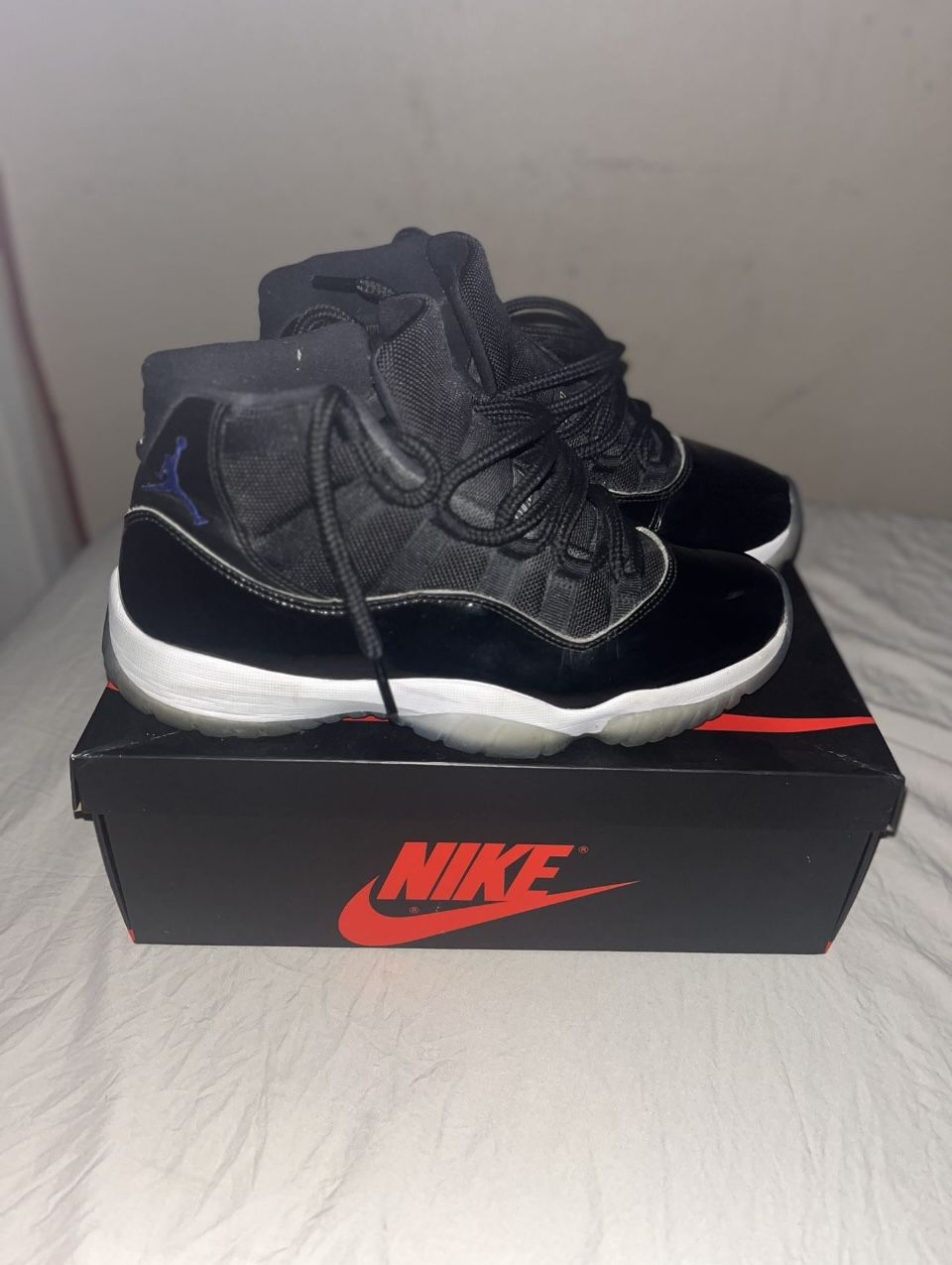 Jordan 11 Space Jams 