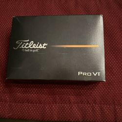 Titleist ProV1  Balls (12)