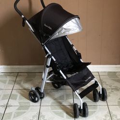 JEEP LIGHT WEIGHT STROLLER !!!!