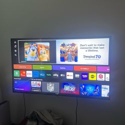 55 inch LG TV W/ mount 