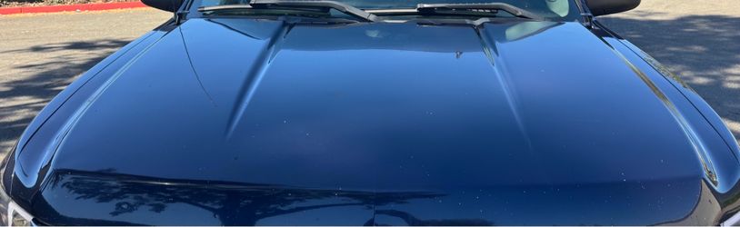 Chevrolet Silverado hood