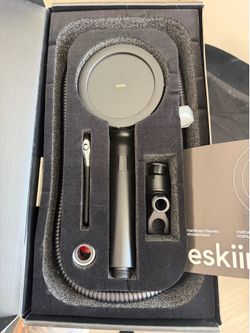 Eskinn filtered shower head