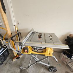RIDGID TS2400-1 Table Saw w/ Rolling Stand – 10” Jobsite Saw
