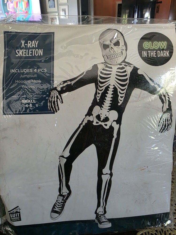 Skeleton Size Small 4-6