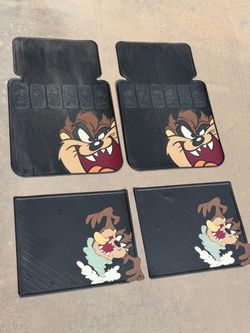 Old school 90s Looney tunes floor car mats