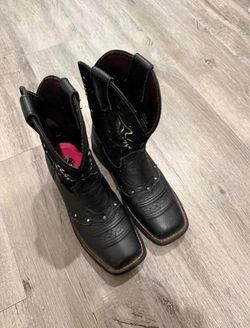 Boot Barn cowboy boots W9.5