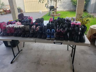 Snowboots / Snowsuit / Snowpants