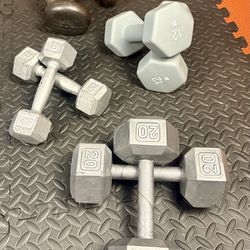 4 Sets of Dumbbells. 8#, 12#, 15# and 20 pounders. BruteW: 110 #
