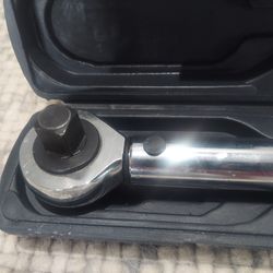 torque  wrench  1/2 in