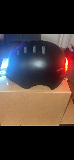 Float wheel with 3 helmets
