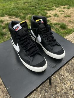 Nike Blazer Mid ’77 Size 10.5