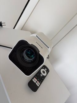 Mini Projector with Remote