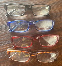 Reading glasses