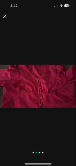 4 women's short new tops M and one L all are together only