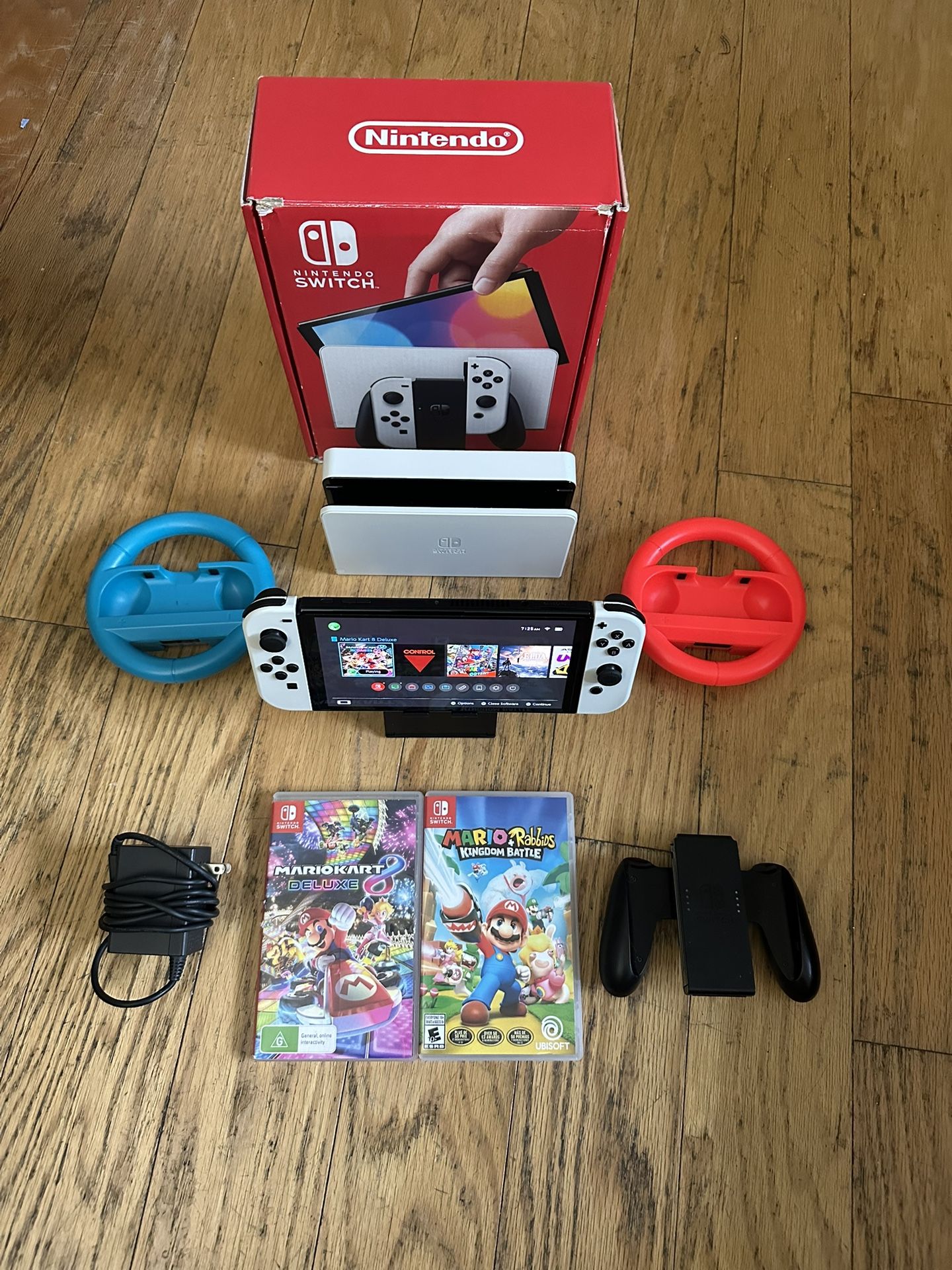 Nintendo Switch OLED Bundle (Manhattan Pickup W 110 ST)