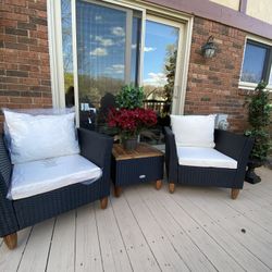 Very Gorgeous 2 Chairs And Table