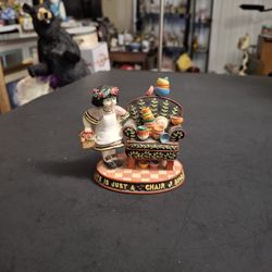 Mary Engelbreit Figurine "Life Is Just A Chair Of Bowlies" 1998 Enesco