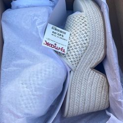 Woman’s Platform Sandal 