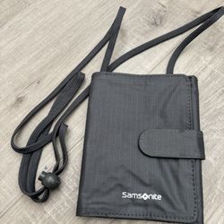 Royal Traveller By Samsonite Passport Carrier Crossbody Wallet Nylon Steel Gray