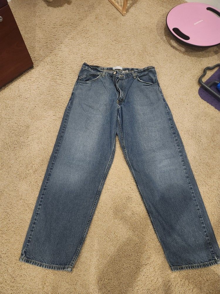 Antique Silver Tab Levis 36x32