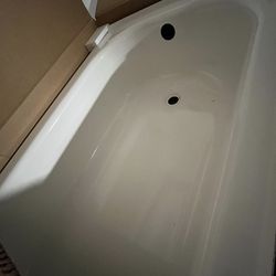 Soaking Bathtub With Left drain In White 